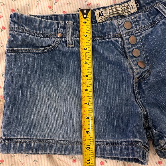 vintage american eagle outfitters cheeky jean shorts! - Picture 3 of 5